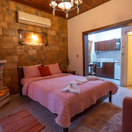 Ξενώνας Μαίανδρος Aridaia Exterior foto